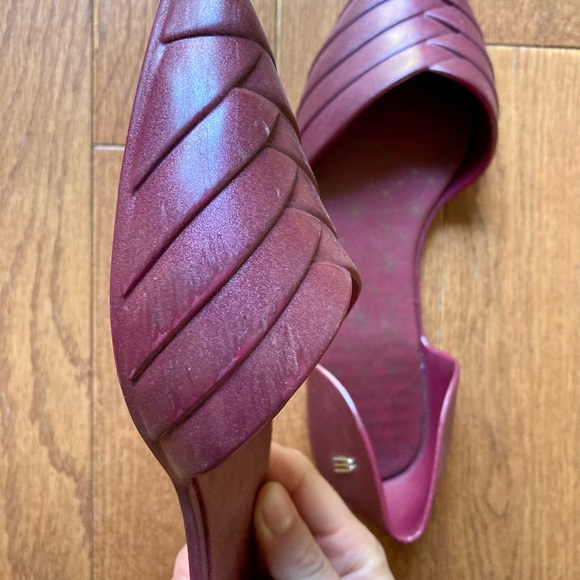 Melissa pointy-toe flats in wine, size 38 - Picture 6 of 6